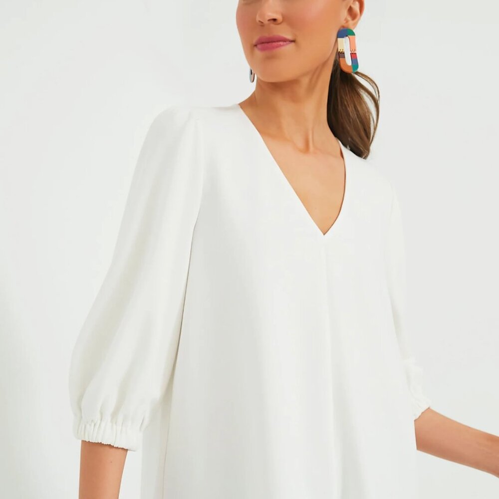 Pomander Place White Hollis Top